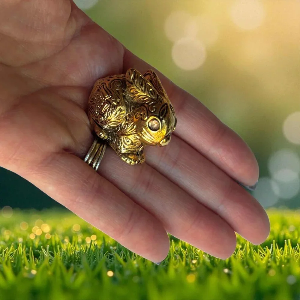 Vintage Max Factor Bunny Rabbit Solid Perfume Aquarius Gold Tone Metal Compact - Picture 8 of 10